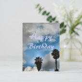 Gelukkige Verjaardag palmbomen en lucht Briefkaart (Staand voorkant)