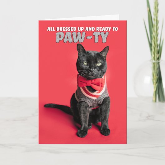 Gelukkige Verjaardag Schattigee Kat Gekleed in Tru Feestdagen Kaart (Voorkant)