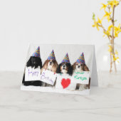 Gelukkige Verjaardag van de Hond Cavaliers van de Kaart (Gele Bloem)