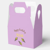 Gelukkige verjaardagsgele ijsjes op paarse bedankdoosjes (Geopend)