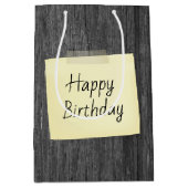 Gelukkige verjaardagsnota op grijs hout medium cadeauzakje (Voorkant)