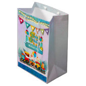 Gelukkige Verjaardagstrein met Leuke Dieren Wensen Medium Cadeauzakje (Voorkant Gekanteld)