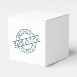 Gemaakt in 1935 Circular Stamp Style Logo Party Bedankdoosjes