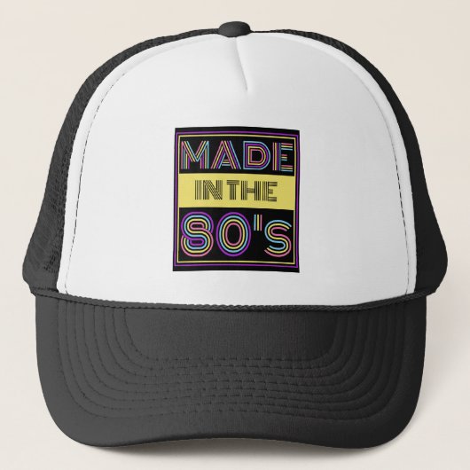 GEMAAKT IN DE 80'ER TYPOGRAFIE MODE TRUCKER PET (Voorkant)