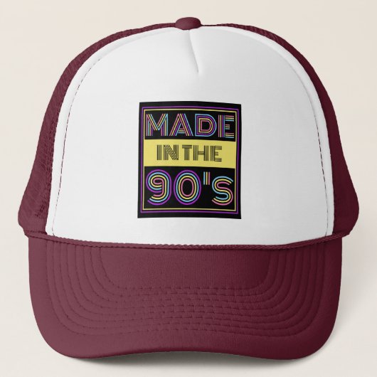 GEMAAKT IN DE 90'S TYPOGRAFIE MODE TRUCKER PET (Voorkant)