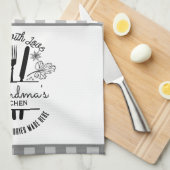 Gemaakt met liefde Custom Name Grey Buffalo Plaid Theedoek (Quarter Fold)