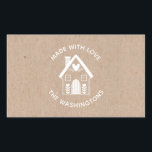 Gemaakt met Liefde Kraft Christmas House Sticker<br><div class="desc">Een kraftpapier en witte Scandinavische kerst huis sticker met de woorden Made with love. Personaliseer het met je familienaam. Plezier voor uw zelfgemaakte of handgemaakte kerstbuurttraktaties en geschenken,  of voor uw ambachtelijke bedrijf. Ontworpen voor u door Blackberry Boulevard.</div>