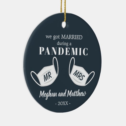 GEMAAKT tijdens een pandemisch kerstmasker Keramisch Ornament (Rechts)