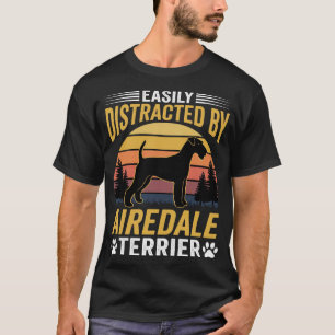 Gemakkelijk afgeleid door Airedale Terrier Retro H T-shirt