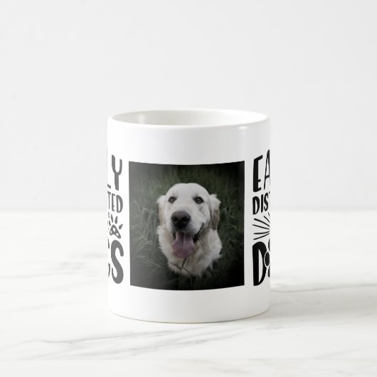 Gemakkelijk afgeleid door de Mok van honden (Center)