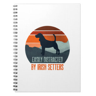 Gemakkelijk Afgeleid Door Ierse Setters Honden Uit Notitieboek