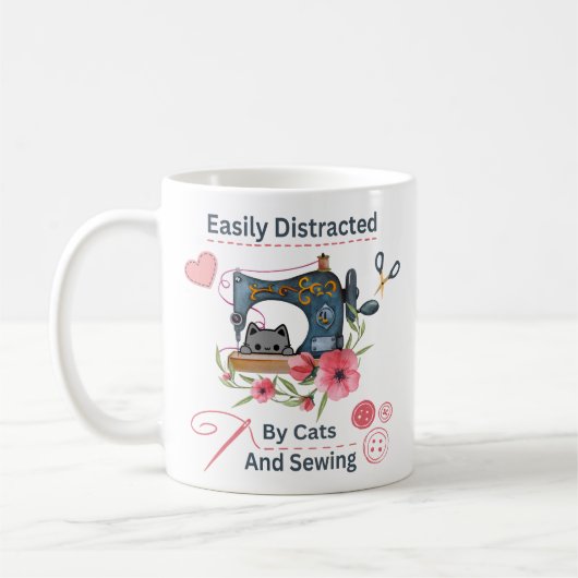 Gemakkelijk Afgeleid Door Katten En Naaimachine Li Koffiemok (Links)
