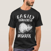 Gemakkelijk afgeleid door muskusratten t-shirt (Voorkant)