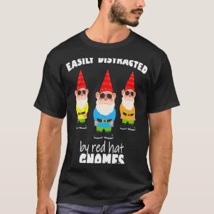 Gemakkelijk afgeleid door rode muts kabouters Coo T-shirt