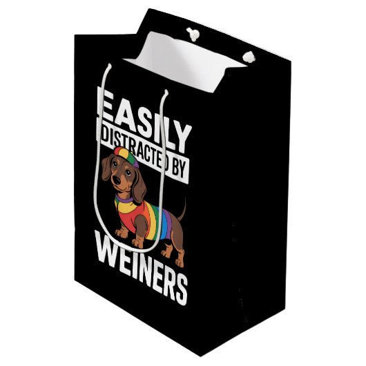 Gemakkelijk afgeleid door Weiners LGBTQ Rainbow Ga Medium Cadeauzakje (Voorkant Gekanteld)