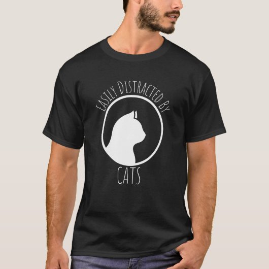 Gemakkelijk Afleid Door Katten T-shirt (Voorkant)