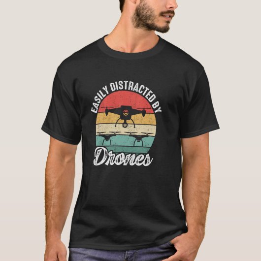 Gemakkelijk verstoord door Drones Drone Pilot Enth T-shirt (Voorkant)