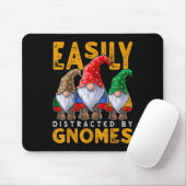 Gemakkelijk verstoord door Gnomes Gardening Gnome  Muismat (Met muis)