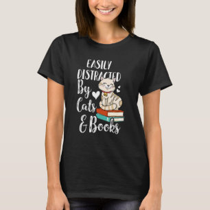 Gemakkelijk verstoord door kratten en boeken - koe t-shirt