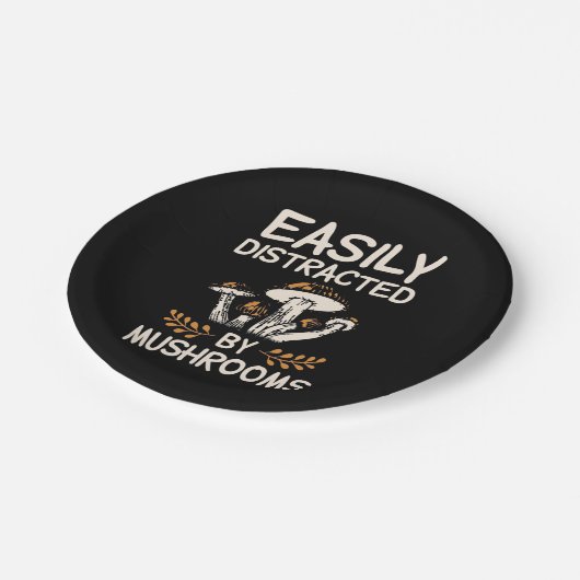 Gemakkelijk verstoord door paddenstoel papieren bordje (Gekanteld)
