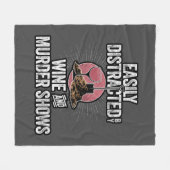 Gemakkelijk verstoord door Shows van wijn en moord Fleece Deken (Voorkant (Horizontaal))