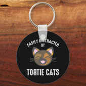Gemakkelijk verstoord door tortie katten sleutelhanger (Voorkant)