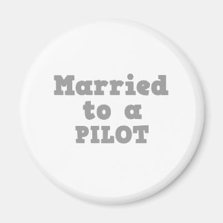 GEMARRIEERD OP EEN PILOT MAGNEET