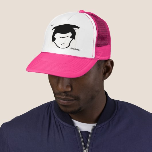 gemaskerd monster trucker pet (In situ)