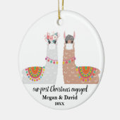 Gemaskerde Llama Eerste Kerstmis Gehuwd of gehuwd Keramisch Ornament (Links)