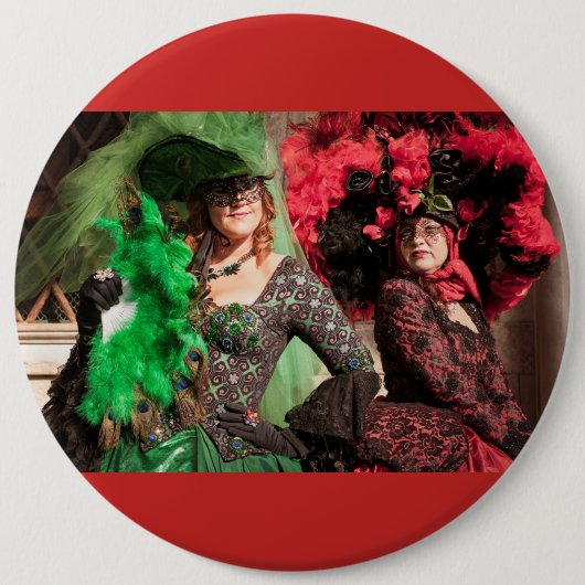 Gemaskerde vrouwen tijdens de Venetië-carnaval Ronde Button 6,0 Cm (Voorkant)