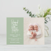 Gematigde geboorte van een tweeling baby aankondiging (Staand voorkant)