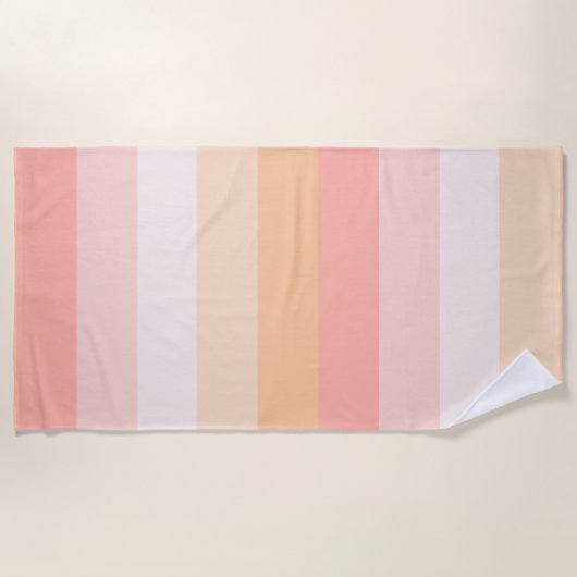 Gematigde lichtroze strippen strandlaken (Voorkant)