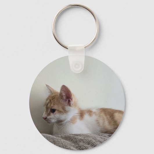 Gember en witte kitten sleutelhanger (Voorkant)