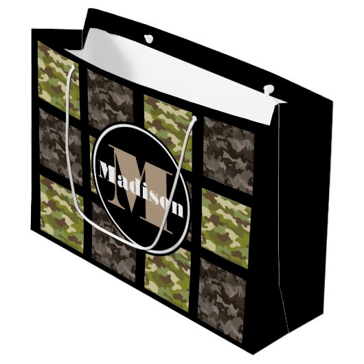 Gemengd Camouflage met personalisatie Large Cadeautasje (Voorkant Gekanteld)