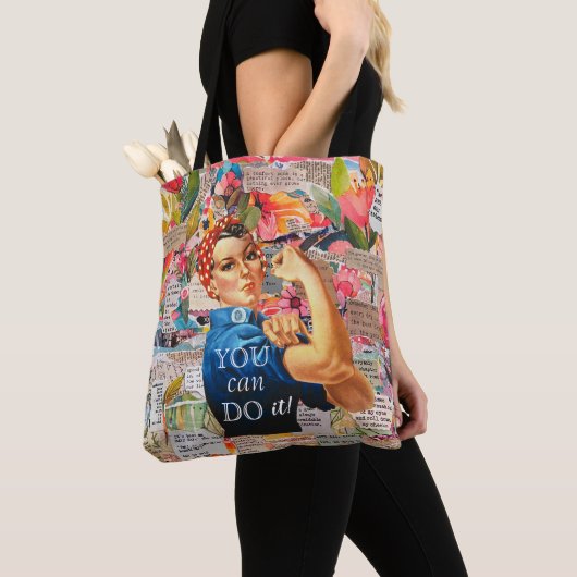 Gemengde Media Inspirerend Rosie de Riveter Tote Bag (Dichtbij)