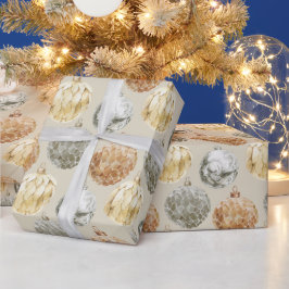 Gemengde metalen Ornamenten op Neutral Beige Cadeaupapier