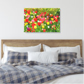 Gemengde tulpen floraal canvas afdruk (Insitu (Slaapkamer))
