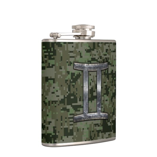 Gemini Zodiac Sign on Green Digital Camouflage Heupfles (Rechts)