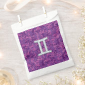 Gemini Zodiac Sign on Pink Digital Camo Bedankzakje (Geknipt)