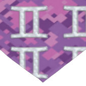 Gemini Zodiac Sign on Pink Digital Camo Tafelkleed (Gekanteld)