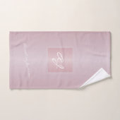 Gemonogrammeerde moderne meisjesachtige roze rose bad handdoek (Handdoek)