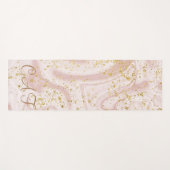 Gemonogrammeerde Roze Witte Marmer Werveling Goude Yogamat (Voorkant (horizontaal))