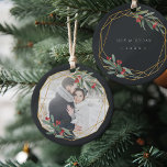 Gemstone | Foto Keramisch Ornament<br><div class="desc">De elegante foto-kerstversiering bevat een favoriete foto omringd door een faux gouden folie geometrisch lijst met groene waterverf bladeren en rode bessen. Voeg uw namen en het jaar,  of een douanebericht,  aan de achterkant in een passend lijst toe.</div>