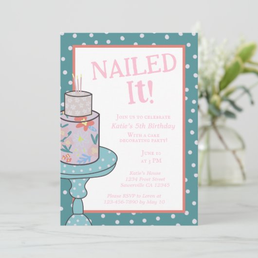 Genageld het bakken taart decoreren verjaardag kaart (Staand voorkant)