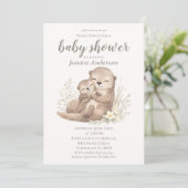 Gender Neutral Cottagecore Boho Otter Baby Shower  Kaart (Staand voorkant)