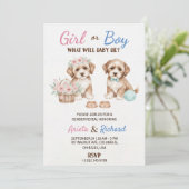 Gender reveal invitation featuring two puppies kaart (Staand voorkant)