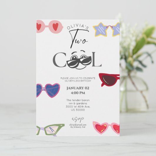 Genderneutraal grappig tweede verjaardag kaart (Staand voorkant)