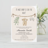 Genderneutrale Boho Baby shower Uitnodiging (Staand voorkant)