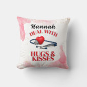 Genees met knuffels en kussen Doktersstethoscoop (Voorkant)