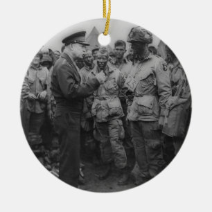 Generaal Dwight D. Eisenhower met paratroopers Keramisch Ornament